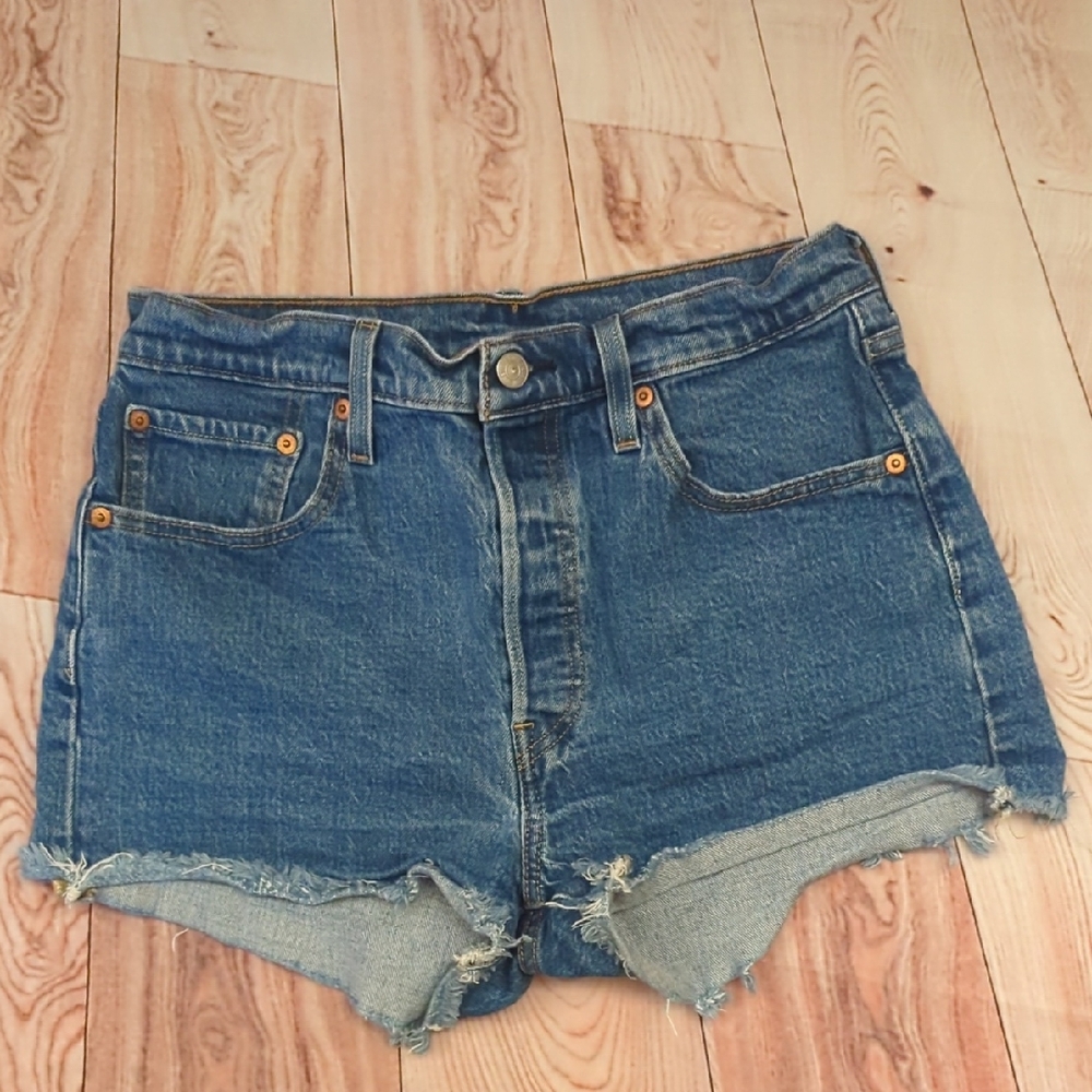 Levi Strauss & Co 501 Denim Cut Off Shorts